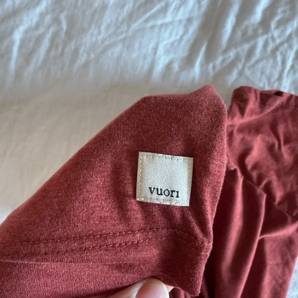 Vuori Energy Tee - Picture 4 of 4